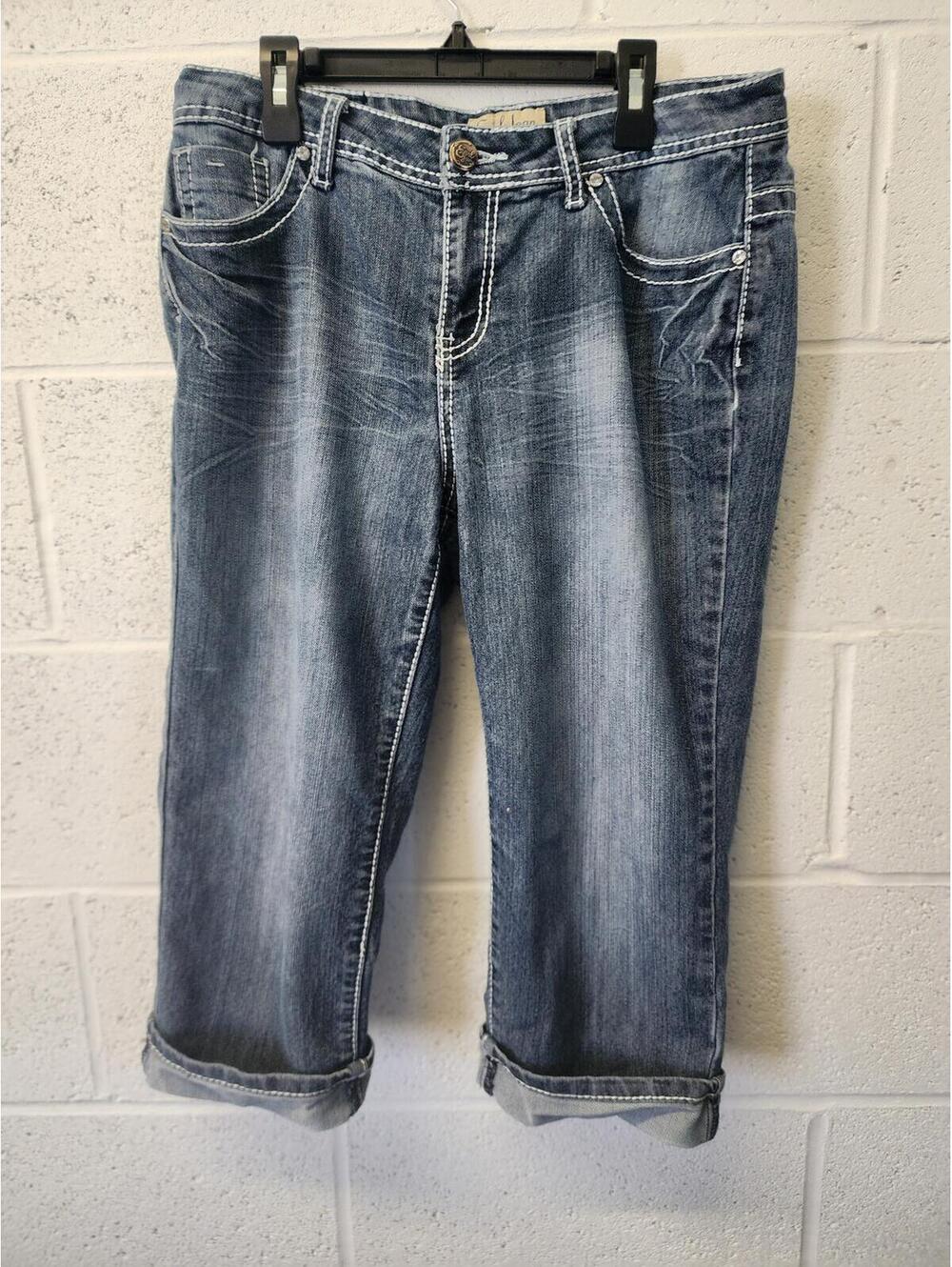 Earl Jean Casual Blue Denim Low Rise Y2k Capri Jeans with Rolled Cuffs Size 12
